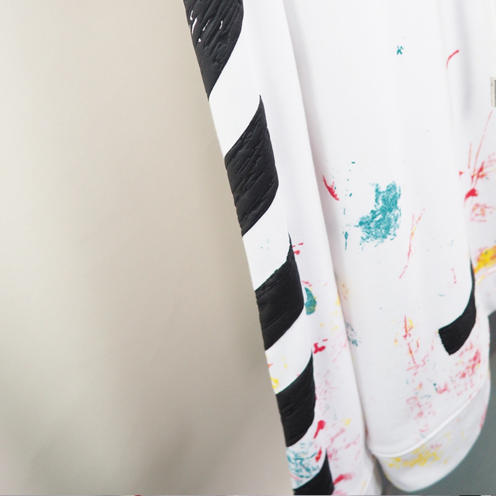 OFF WHITE